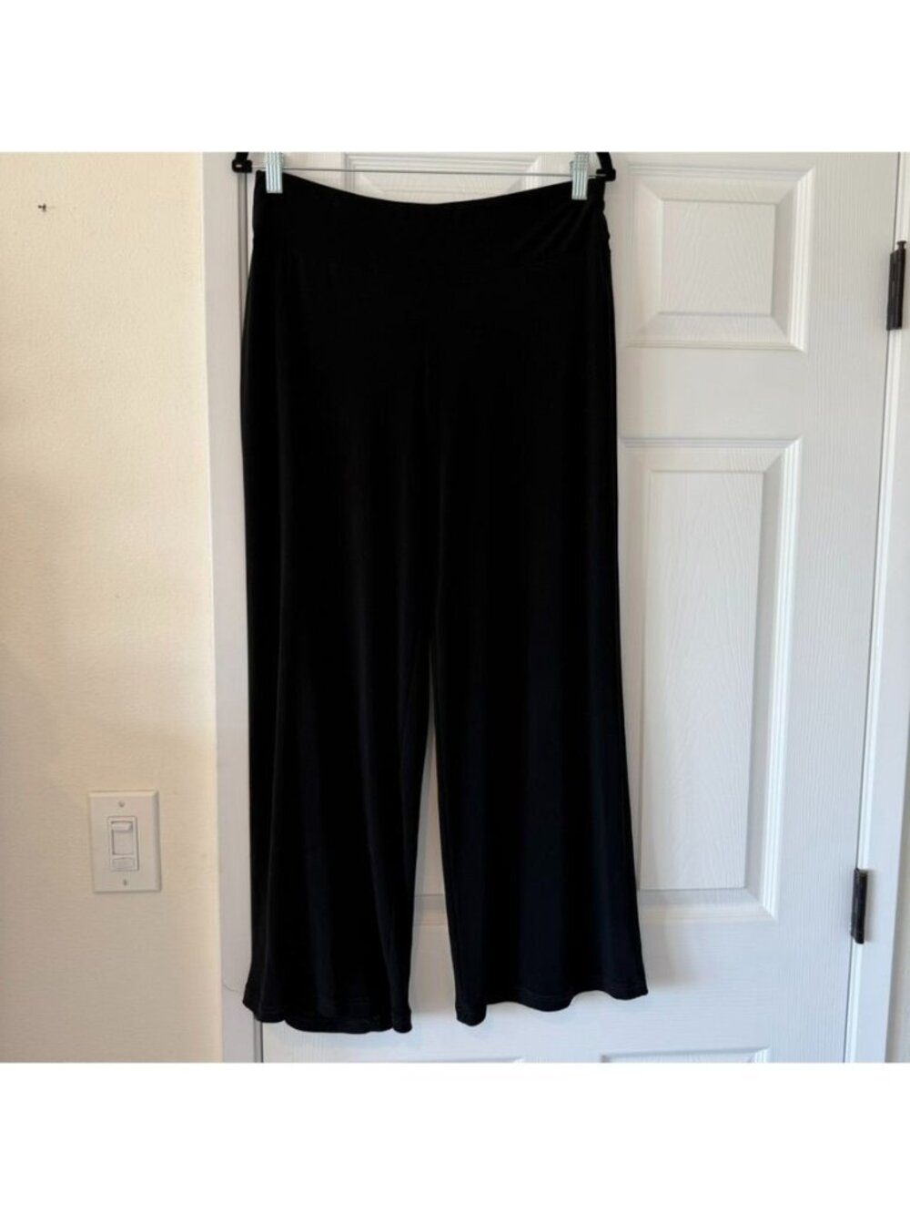 Relaxed Flowy Wide Leg Black Lounge Pants Size Medium